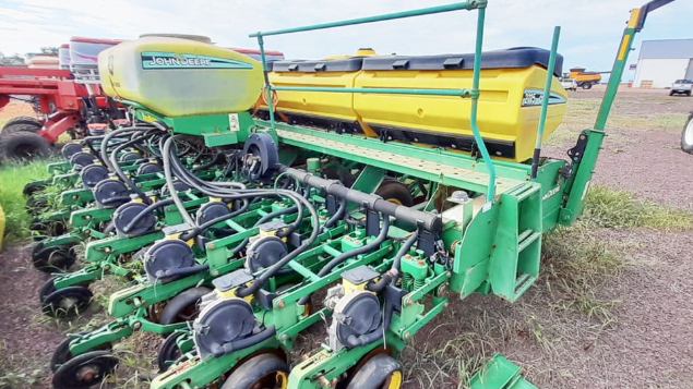 LOTE 033 - PLANTADEIRA JOHN DEERE CCS2130 ANO 2014