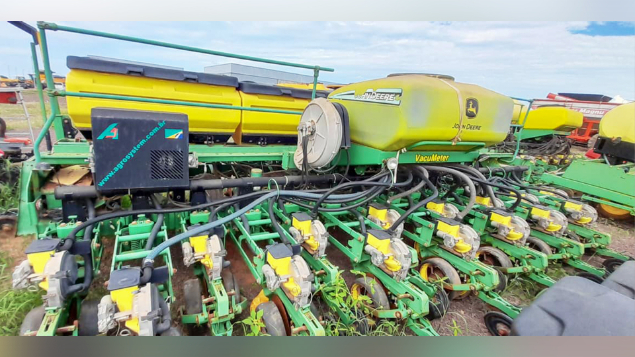LOTE 034 - PLANTADEIRA JOHN DEERE CCS2115 ANO 2011