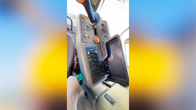 LOTE 005 - COLHEITADEIRA BC 7500 ANO 2012