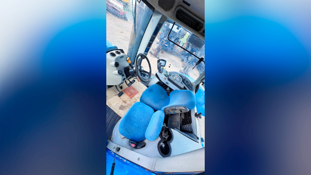 LOTE 003 - TRATOR MOD T8295 ANO 2012