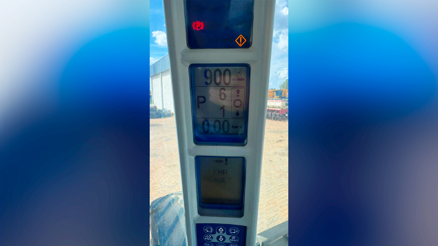 LOTE 003 - TRATOR MOD T8295 ANO 2012