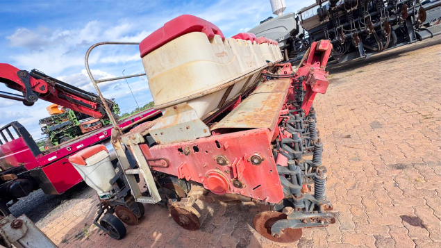 LOTE 036 - PLANTADORA JM3080PD MG12 PANT 11L ANO 2008