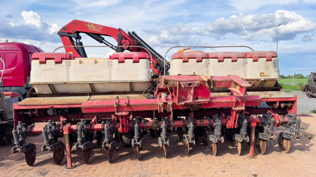 LOTE 036 - PLANTADORA JM3080PD MG12 PANT 11L ANO 2008