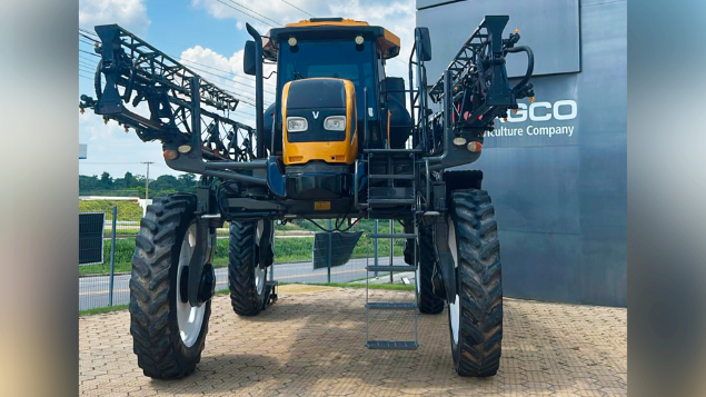 LOTE 025 - PULVERIZADOR AUTO-PROPELIDO BS3020H ANO 2013