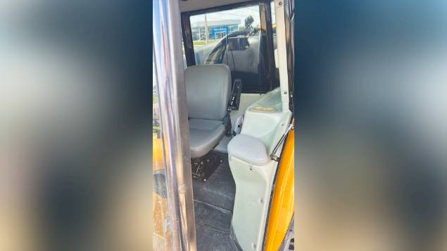 LOTE 025 - PULVERIZADOR AUTO-PROPELIDO BS3020H ANO 2013