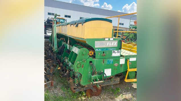 LOTE 023 - PLANTADEIRA TATU ULTRAFLEX PLANTIO DIRETO ULTRA FLEX ANO 2013