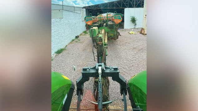 LOTE 018 - PLANTADEIRA ADUBADORA ARRASTO ESTRELA 20 STARA 6432-00506 ANO 2019