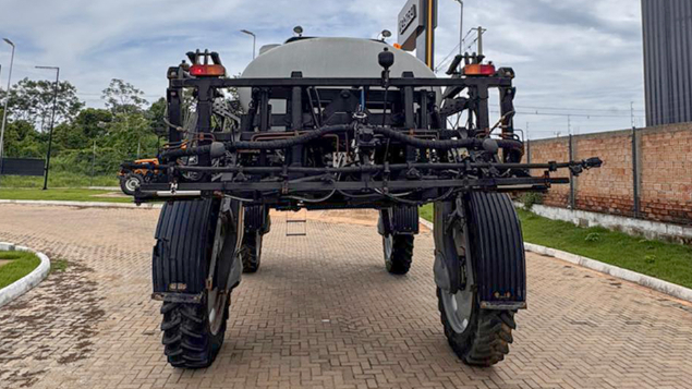 LOTE 026 - PULVERIZADOR MF 9030 ANO 2014