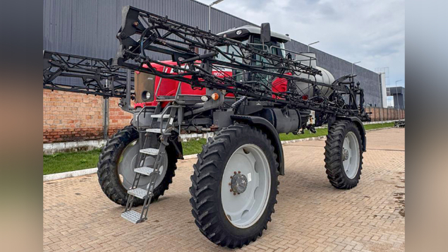 LOTE 026 - PULVERIZADOR MF 9030 ANO 2014