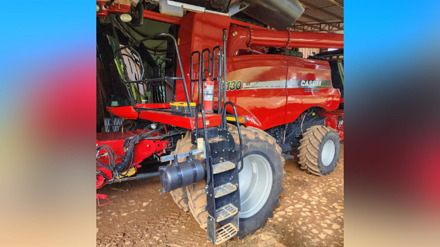 LOTE 042 - CASE IH 6130 ANO 2016