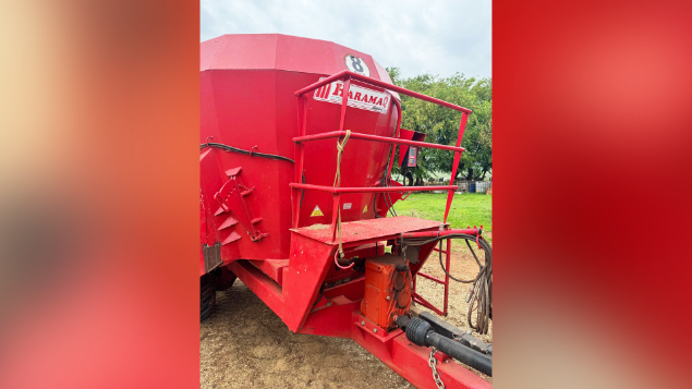 LOTE 01 - VAGÃO MISTURADOR HARAMAQ ANO 2023