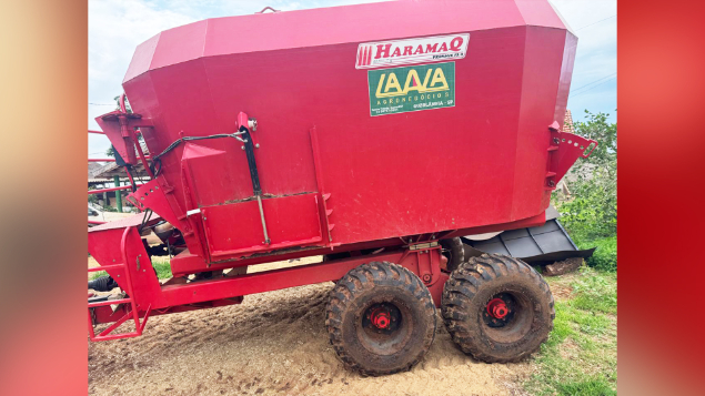 LOTE 01 - VAGÃO MISTURADOR HARAMAQ ANO 2023