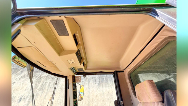 LOTE 03 - COLHEITADEIRA 1550 E PLATAFORMA 23 PÉS 620F JOHN DEERE ANO 2003