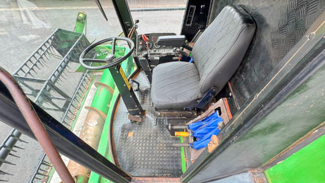 LOTE 08 - COLHEITADEIRA 1175 E PLATAFORMA 16 PÉS JOHN DEERE ANO 2000