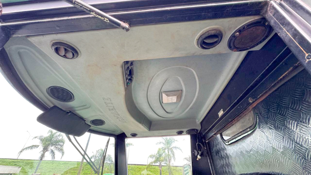 LOTE 08 - COLHEITADEIRA 1175 E PLATAFORMA 16 PÉS JOHN DEERE ANO 2000