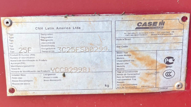 LOTE 09 - COLHEITADEIRA 2566 E PLATAFORMA 25 PÉS CASE ANO 2012