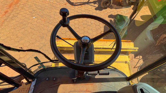 LOTE 10 - COLHEITADEIRA TC5090 E PLATAFORMA 25 PÉS NEW HOLLAND ANO 2016