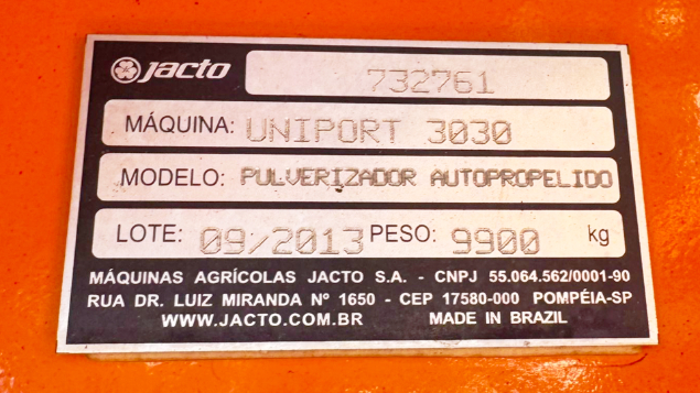 LOTE 27 - PULVERIZADOR UNIPORT 3030 JACTO ANO 2013
