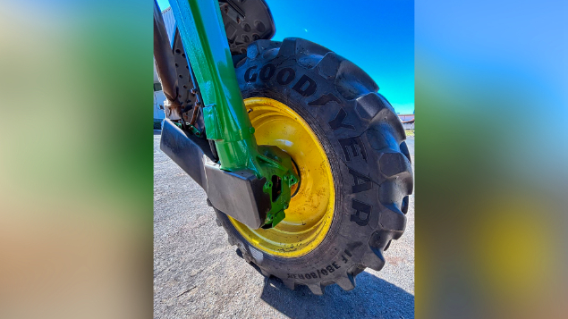 LOTE 28 - PULVERIZADOR M4025 JOHN DEERE ANO 2019