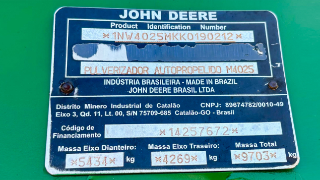 LOTE 28 - PULVERIZADOR M4025 JOHN DEERE ANO 2019