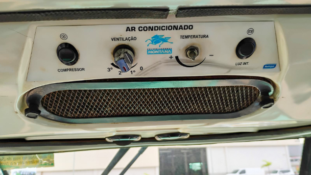 LOTE 29 - PULVERIZADOR MONTANA PARRUDA 3027H ANO 2004