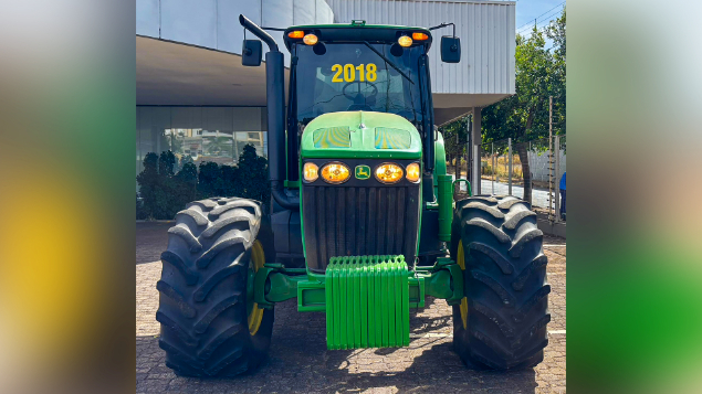 LOTE 31 - TRATOR 7230J JOHN DEERE ANO 2018