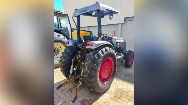 LOTE 36 - TRATOR AGRALE 50754 CAFEEIRO ANO 2018