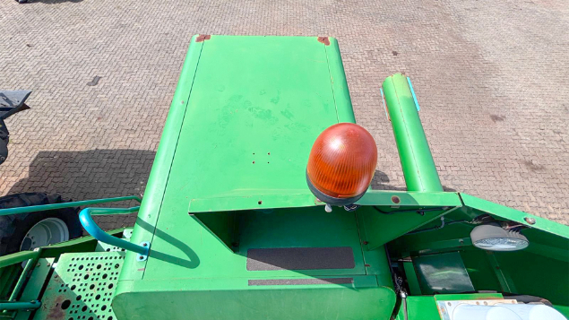 LOTE 04 - COLHEITADEIRA 1470 E PLATAFORMA 620F JOHN DEERE ANO 2013