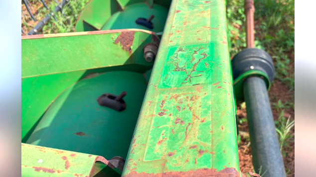 LOTE 04 - COLHEITADEIRA 1470 E PLATAFORMA 620F JOHN DEERE ANO 2013