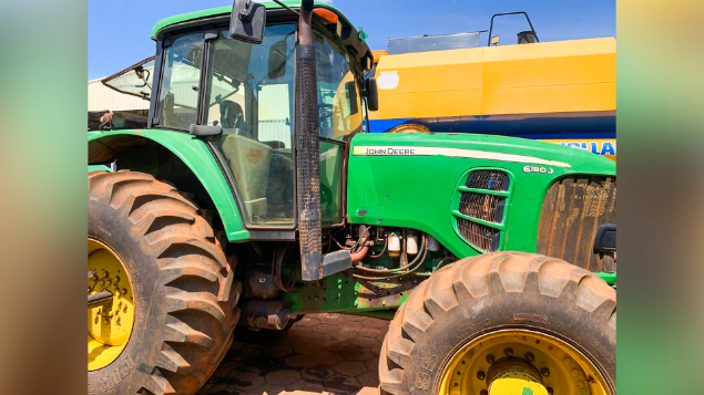 LOTE 41 - TRATOR 6180J REPASSE JOHN DEERE ANO 2012