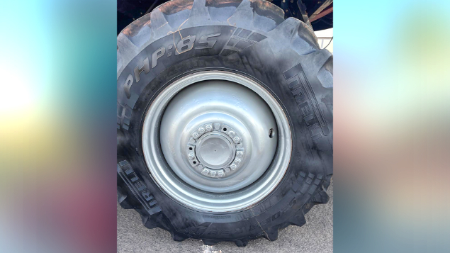 LOTE 14 - COLHEITADEIRA 2688 E PLATAFORMA 30 PÉS CASE ANO 2014/2013