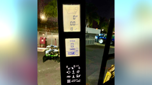 LOTE 14 - COLHEITADEIRA 2688 E PLATAFORMA 30 PÉS CASE ANO 2014/2013