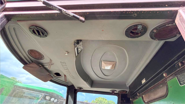 LOTE 15 - COLHEITADEIRA 7200 E PLATAFORMA 16 PÉS SLC ANO 1992/1995