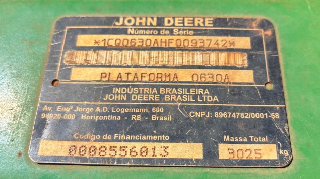 LOTE 18 - COLHEITADEIRA S550 E PLATAFORMA 30 PÉS JOHN DEERE ANO 2015