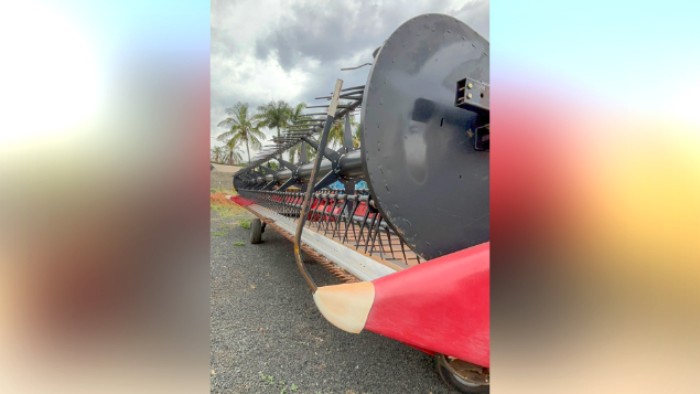 LOTE 20 - COLHEITADEIRA 8120 E PLATAFORMA 3162 CASE ANO 2011/2017