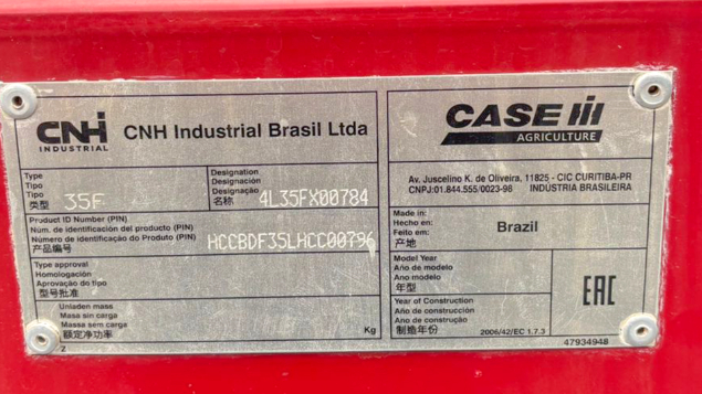 LOTE 20 - COLHEITADEIRA 8120 E PLATAFORMA 3162 CASE ANO 2011/2017