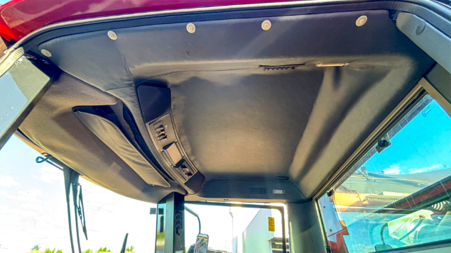 LOTE 24 - COLHEITADEIRA 2688 E PLATAFORMA 30 PÉS CASE ANO 2011