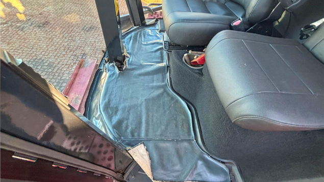 LOTE 24 - COLHEITADEIRA 2688 E PLATAFORMA 30 PÉS CASE ANO 2011