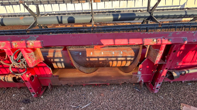 LOTE 24 - COLHEITADEIRA 2688 E PLATAFORMA 30 PÉS CASE ANO 2011