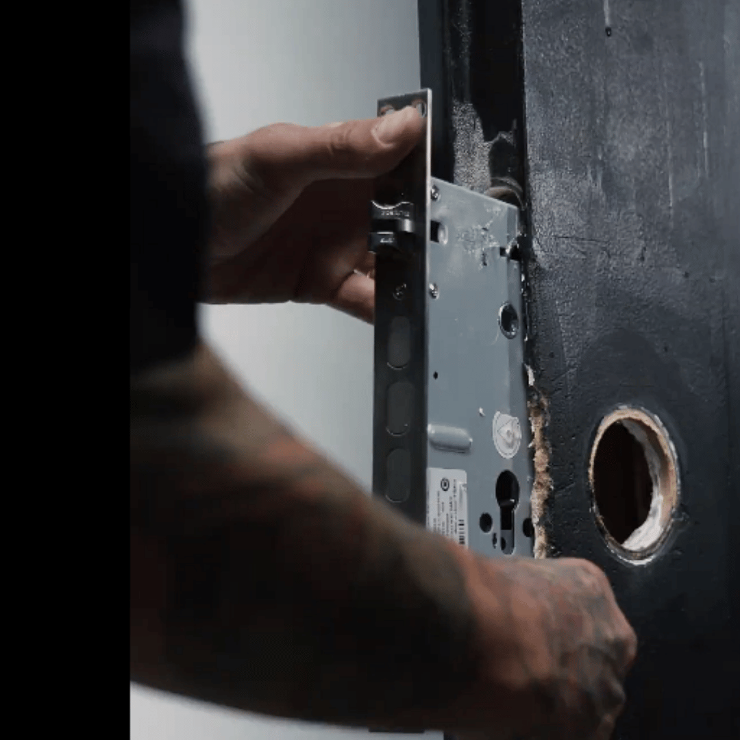 Mounting smart lock mortise body