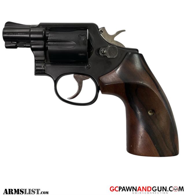 S & W 10-7 Handgun .38 Special Image