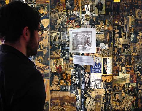 'Casa Diógenes', International Studio and Curatorial Program (ISCP), New York City, 2011.
Narrative installation: 36 loose photo prints on a table with accompanying sound track (6’ 20’’) in a small room for one or two spectators at the same time. Variable dimensions.
llusion’s last chapter begins with the protagonist entering the apartment of his father, who had been found dead in it. He had not spoken to him for years, and he comes to his house only to discover that the old man suffered Diogenes syndrome (extreme hoarding). The apartment is a jumble of found objects, accumulated in an inextricable chaos that fills the rooms from floor to ceiling. While wandering around, he finds a number of objects, texts and images that trigger some stories within the story, such as Dürer’s Rhinoceros (about second-hand knowledge), Novgorod Codex (example of hyper-palimpsest) and Seven Masks (about a process of unveiling layers of a subject till reaching his empty core).