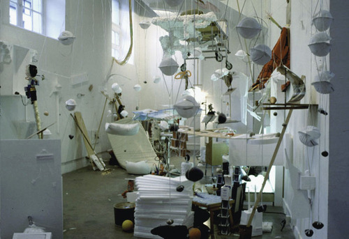 intallation view, 2002&#169;image: Honoré δ'O