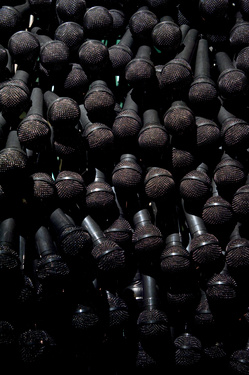 <p>Shilpa Gupta, <em>Singing Cloud</em>, 2008-2009</p>
&#169; image: Louisiana Museum of Modern Art, Courtesy Louisiana Museum of Modern Art, Humlebæk, Denmark. Acquired with funding from The Augustinus Foundation.