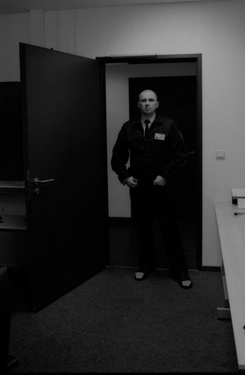 <p><em>&#39;Guard&#39;</em>&nbsp;(detail 3), 2010</p>&#169;Olga Chernysheva