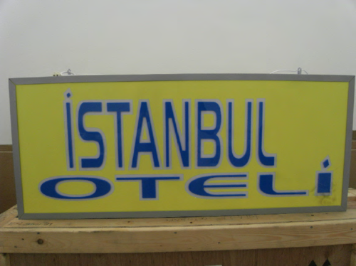 <p>Otel tabelası / Hotel sign<br />İSTANBUL OTELİ: 46 x 104 x 14 cm</p>