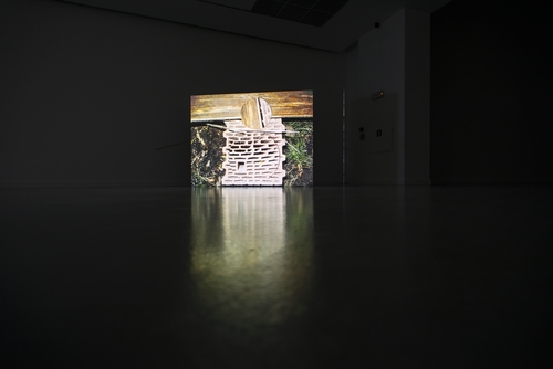 <p>Alexandre Estrela,&nbsp;<em>Lazy Susan</em>, 2016</p>&#169; M HKA, Courtesy of the artist