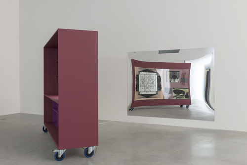 <p>Installation view</p>
&#169;image: AMVK