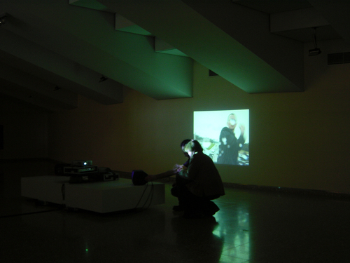 <p>Installation view</p>
&#169;image: AMVK