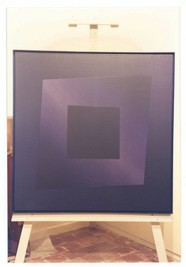 • 0355 • Lune Carrée - Zwarte Gaten